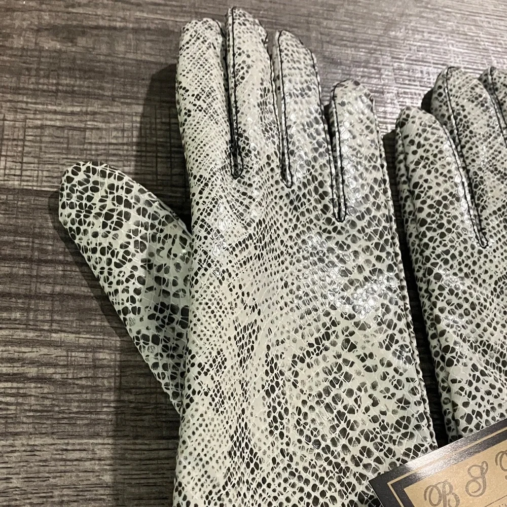 Snakeskin Pattern Gloves